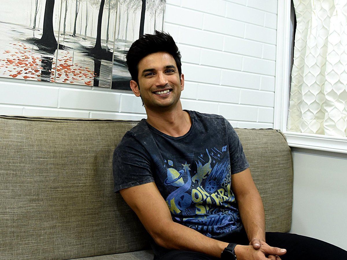 Sushant Singh Rajput ने चांद पर खरीदा था प्लॉट, पहली कमाई थी केवल 250 रुपये