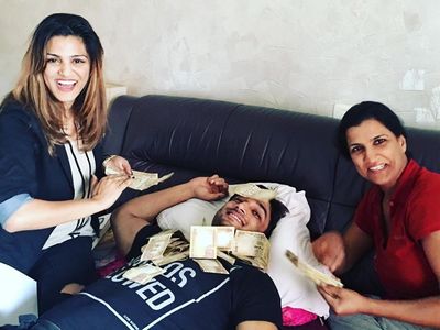 Sushant singh Rajput sisters celebrates MS Dhoni Success Sushant singh Rajput sisters celebrates MS Dhoni Success