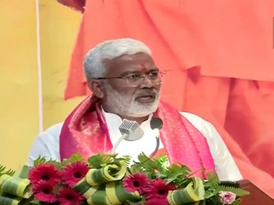 'हम किसी को फार्च्यूनर से कुचलने नहीं आए हैं', लखीमपुर खीरी हिंसा पर BJP नेता स्वतंत्र देव सिंह का बड़ा बयान 'हम किसी को फार्च्यूनर से कुचलने नहीं आए हैं', लखीमपुर खीरी हिंसा पर BJP नेता स्वतंत्र देव सिंह का बड़ा बयान