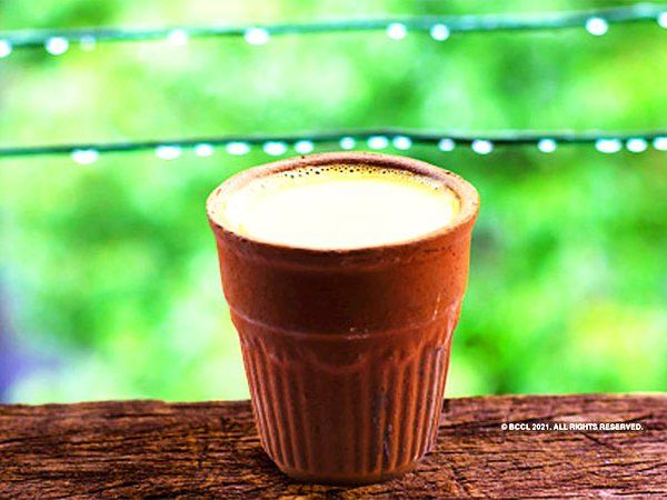 Kolkata a teaseller gives a cup of tea for ₹ 1 thousand, the owner of this shop is Partha Pratim Ganguly