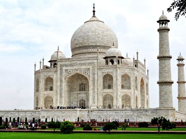 Taj Mahal and other monuments reopened 