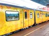 Tejas Express: मुंबई-अहमदाबाद तेजस एक्सप्रेस,17 जनवरी  से चलने को तैयार, सामने आई पहली झलक-PICS