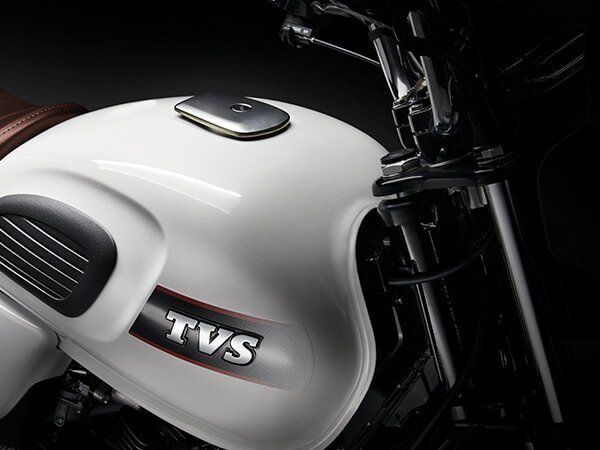   TVS मोटर ने फरवरी में बेचे सिर्फ इतने वाहन, 15 फीसदी घट गई बिक्री