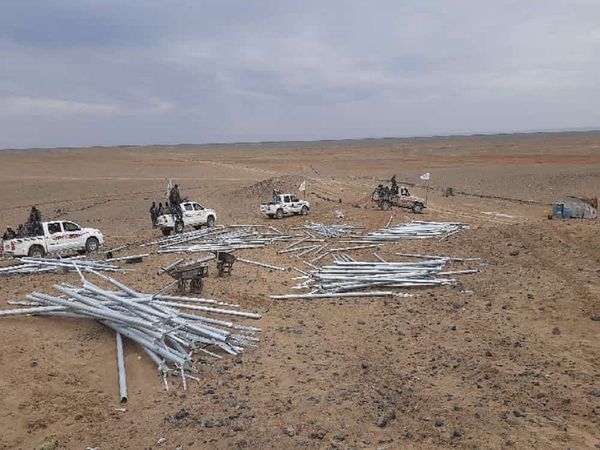 Taliban destroy Pakistan's fencing on Afghan border as face-off escalates, Watch Video