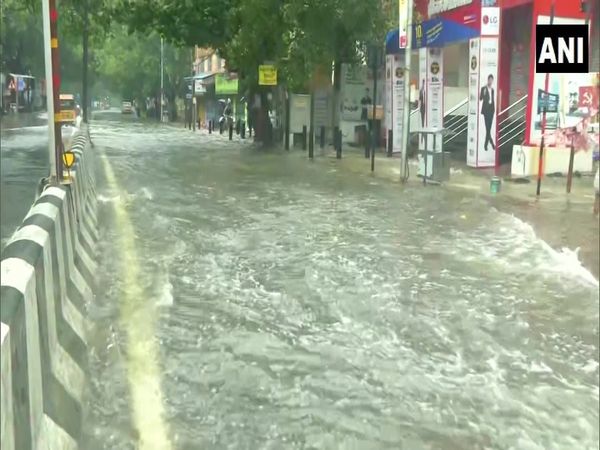 Heavy rainfall in Chennai Tamil Nadu affect rail and road transport; power cuts in several areas