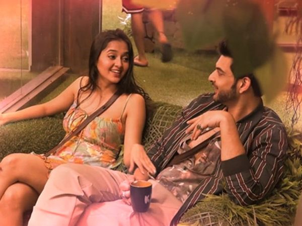 Tejaswi Prakash, Karan Kundra