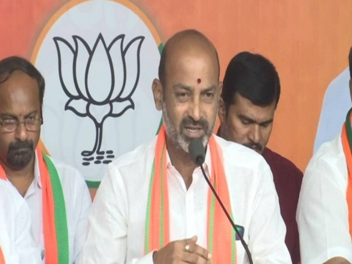 Telangana: तेलंगाना बीजेपी के अध्यक्ष के खिलाफ मामला दर्ज, CM केसीआर पर की थी अपमानजनक टिप्पणी