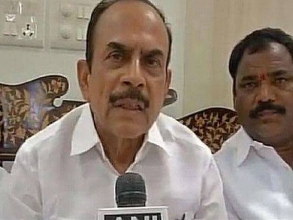 Hyderabad murder case Telangana Home Minister Mohammed Mahmood Ali asks why did the victim doctor not call police but family