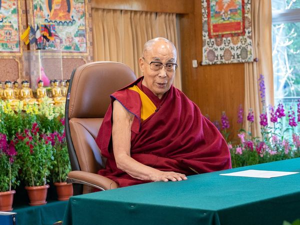 India and China to resolve dispute through dialogue, talk of war is now old: Dalai Lama