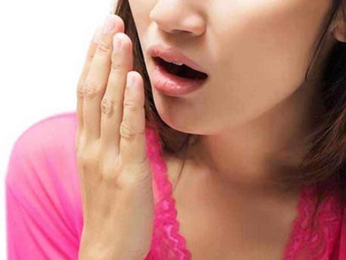 Tips For Remove Onion Smell smell of raw onion and food comes from the mouth remove it with