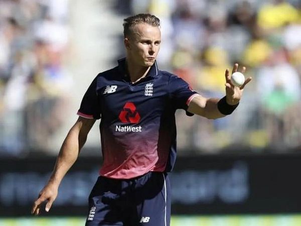 Tom Curran Injured