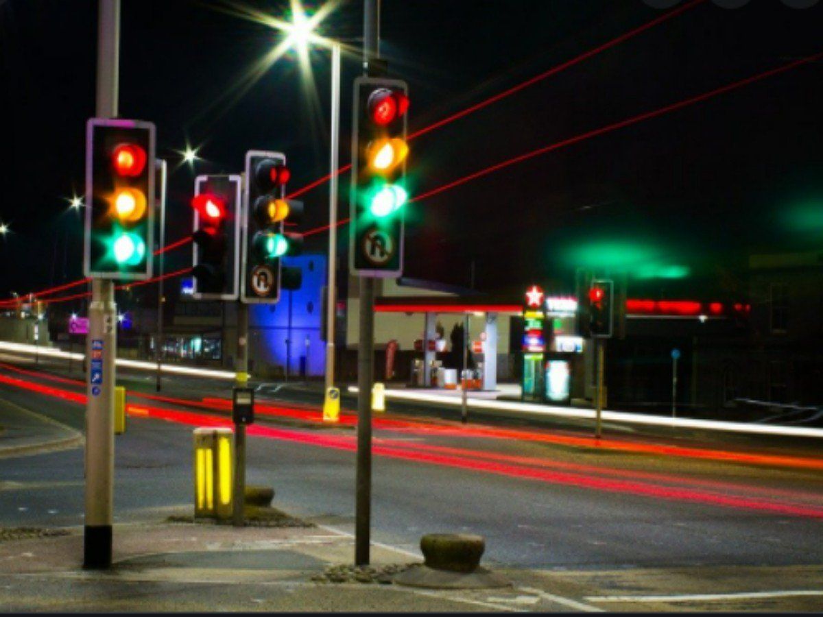 Traffic Signal Light Colors Meaning and Rules in Hindi Why only red