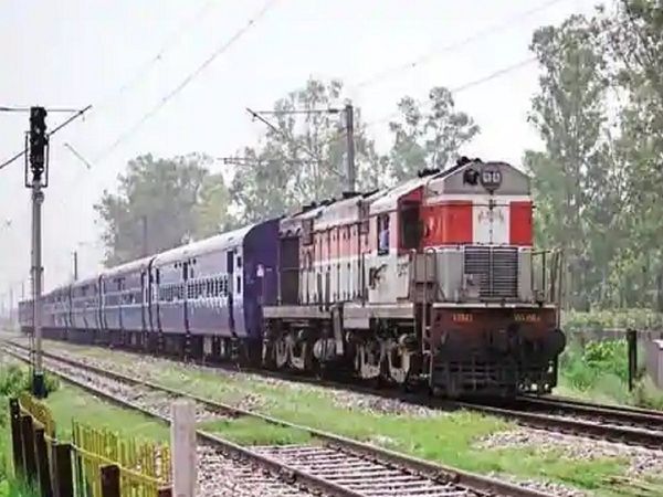special train from New Delhi to MP Chhattisgarh 
