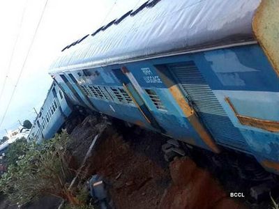 1981 Rail Accident: victim narrated the incident, how the train got submerged in water 1981 Rail Accident: victim narrated the incident, how the train got submerged in water
