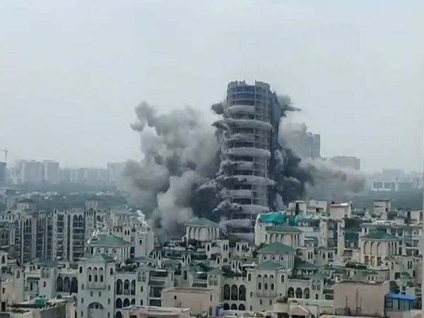 Twin tower demolished, Supertech chairman said loss of 500 crores, was built as per the rules of Noida Authority