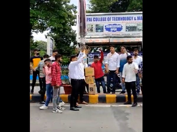 Uttarakhand Demand for CBI inquiry into recruitment UKSSSC Scam intensifies Protest begins in Hills and cities areas