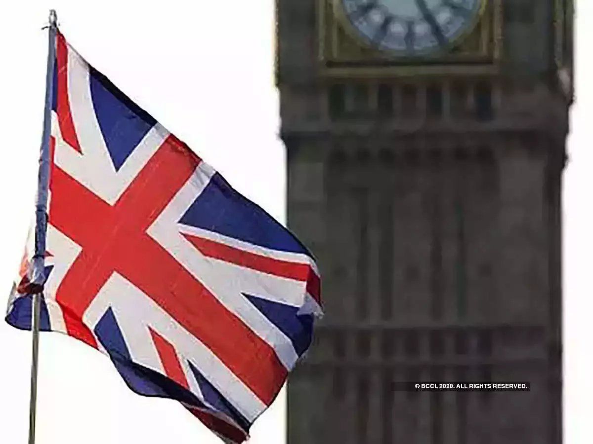 ब्रिटेन को उसी की भाषा में जवाब! UK से भारत आने वाले नागरिकों को रहना होगा अनिवार्य क्वारंटीन