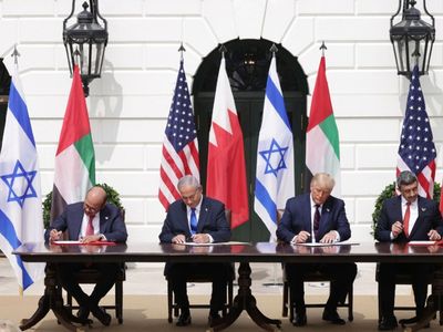 UAE and Bahrain sign historic agreement with Israel in the presence of US President Trump UAE and Bahrain sign historic agreement with Israel in the presence of US President Trump