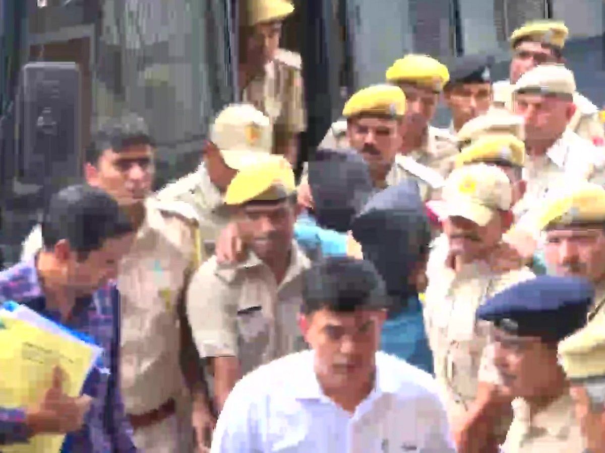 Udaipur murder: गिरफ्तार चारों आरोपियों को 10 दिन की NIA रिमांड पर भेजा, कोर्ट परिसर में आरोपियों की पिटाई