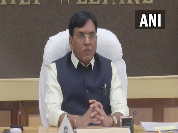 Mansukh Mandaviya took action against corruption in health sector, two doctors of CGHS suspended