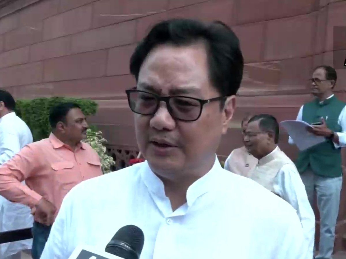 कांग्रेस पार्टी पूरी तरह से दिवालिया हो चुकी है, हर घर तिरंगा अभियान की आलोचना पर बोले किरेन रिजिजू