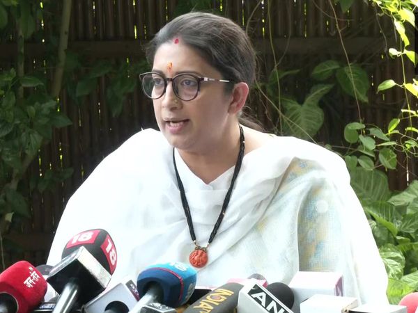 My daughter is a college student, does not run the bar, I will seek an answer in court, Smriti Irani replied on the allegations of Congress