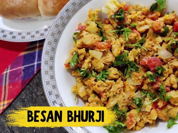 How to make tasty Besan Bhurji