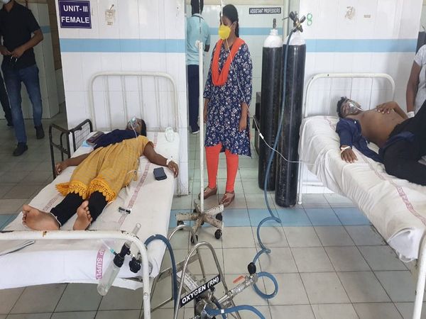 vizag Gas leak accident news in Hindi