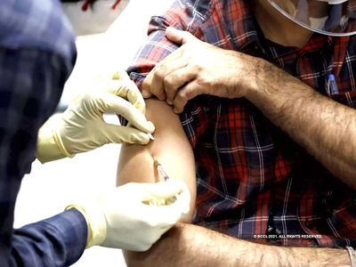 vaccination in up for 18 plus