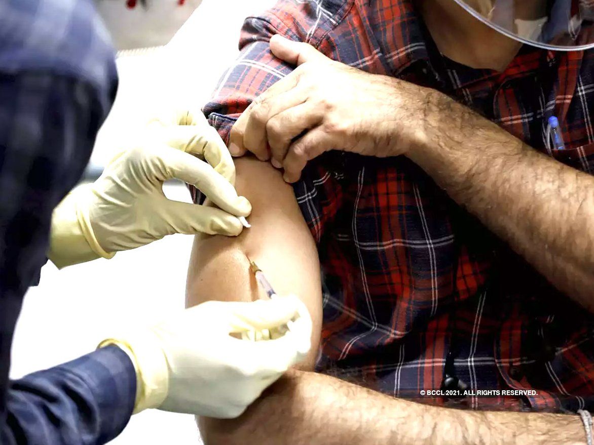 UP Vaccination Record:कोरोना वैक्सिनेशन में देश में यूपी बना नंबर वन, वैक्सिनेशन 6 करोड़ के पार