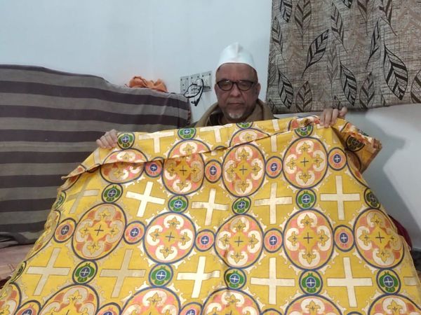 Varanasi apparel is gaining popularity abroad, foreign clergymen have been wearing it for 15 years