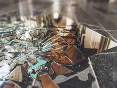 Vastu Tips Broken Mirror