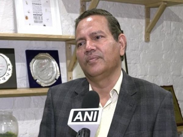 Yash-Dhull's-Father-Vijay Dhull