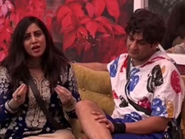 Vikas Gupta, Arshi Khan