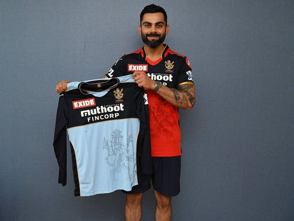 Virat-kohli-launched-RCB-Blue Jersey