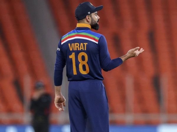 Virat Kohli angry during third T20I at Ahmedabad