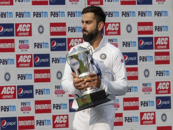 Virat Kohli with Trophy 