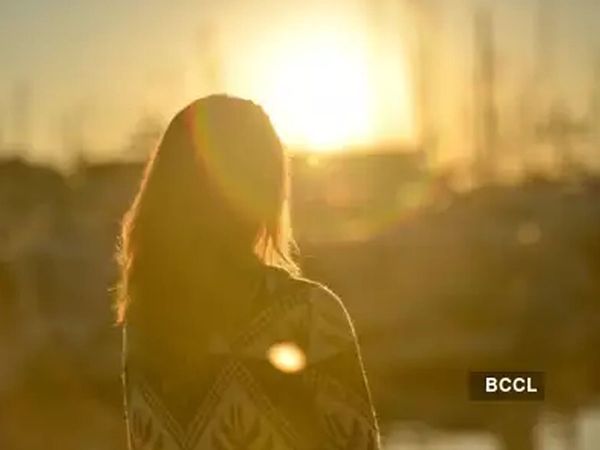   Vitamin D Deficiency Symptoms In Hindi: Vitamin D In The Body,how to know vitamin d deficiency,14 signs of vitamin d deficiency