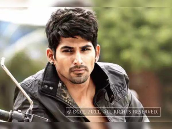 Vivan Bhatena