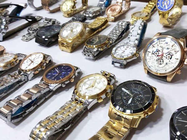 fake watch Mumbai 
