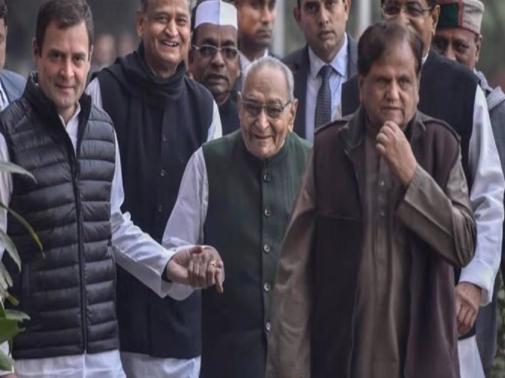 मोती लाल वोरा का क्या है कनेक्शन, जिनका सोनिया और राहुल ईडी की पूछताछ में ले रहे हैं नाम