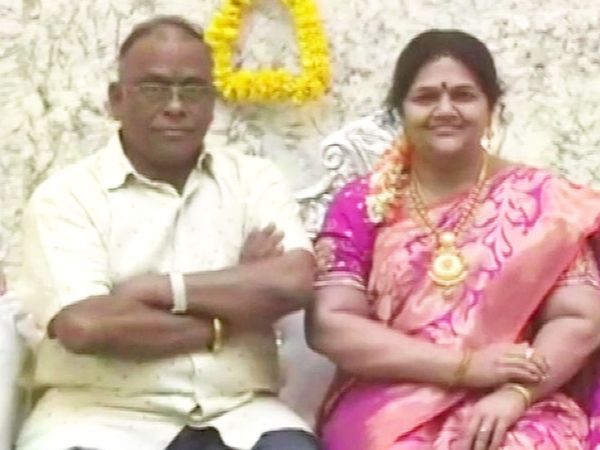 A businessmen Srinivas Gupta's Wife was killed in 2017 now her dream home entry was done by making a statue of her wax in karnataka