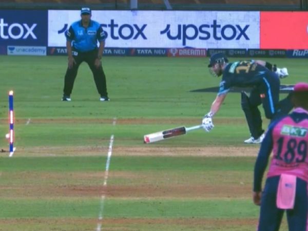 Matthew Wade run out by Rassie van der Dussen
