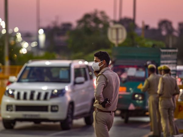 महाराष्ट्र में कोरोना का कहर, 7600 के पार पहुंचा आंकड़ा, 96 पुलिसकर्मी भी संक्रमित