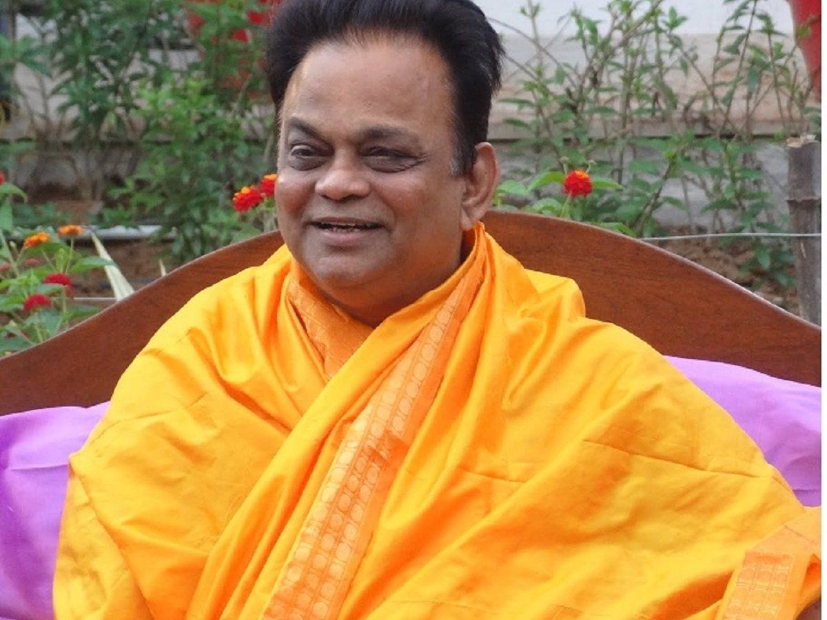 यौन उत्पीड़न के खिलाफ आगे आईं छात्राएं, शिव शंकर बाबा के खिलाफ POSCO Act के तहत केस दर्ज