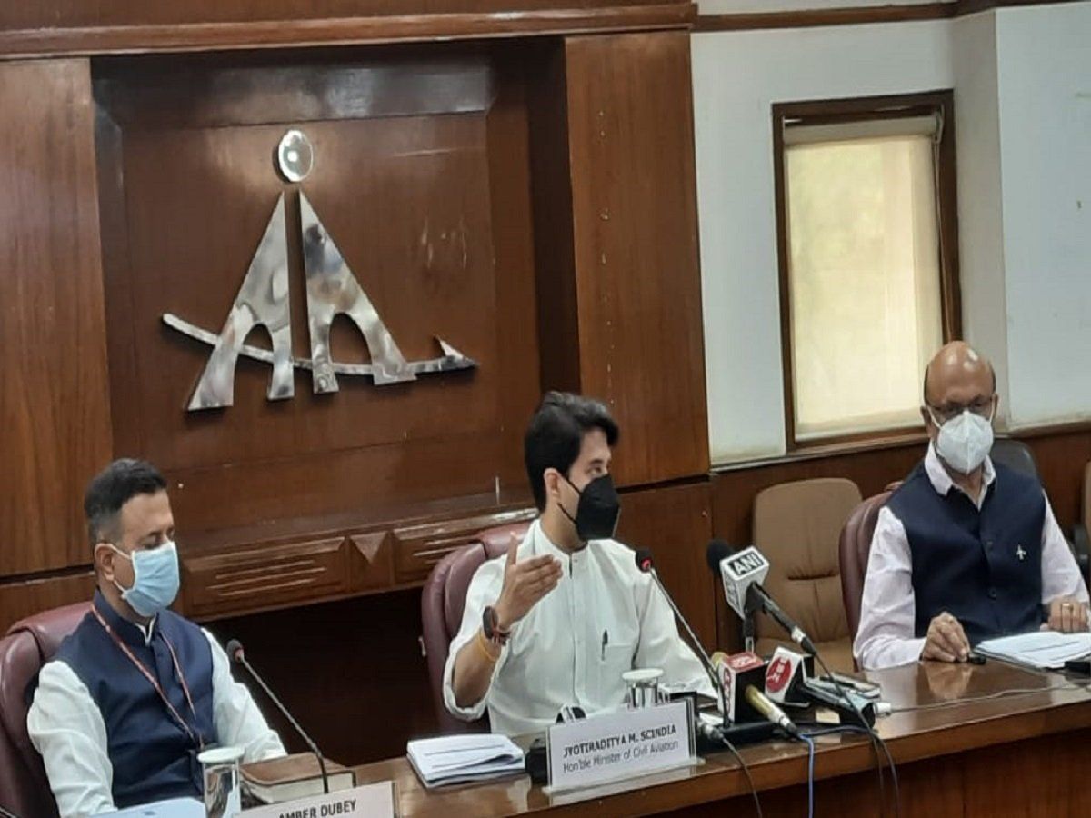 सिंधिया ने जारी की पॉलिसी, एरो स्पोर्ट्स में खेल के साथ रोजगार का बड़ा केंद्र बनेगा भारत