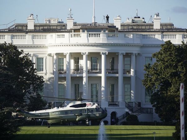 चर्चा में व्‍हाइट हाउस का टॉयलेट, ट्रंप हैं वजह, जानें क्‍या है मामला