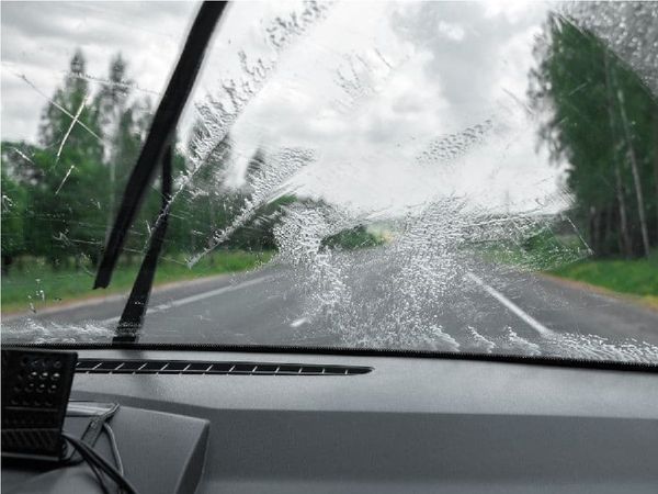 Windshield Wipers Protection Tips