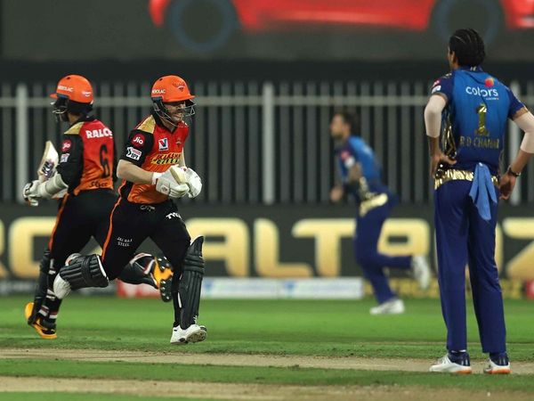 Wriddhiman Saha David Warner