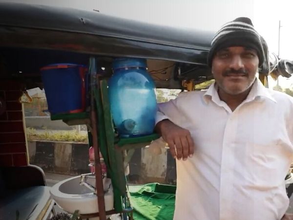 Mumbai के इस Auto rickshaw के फैन हैं सेलिब्रिटी, रेस्टोरेंट से कम नहीं है